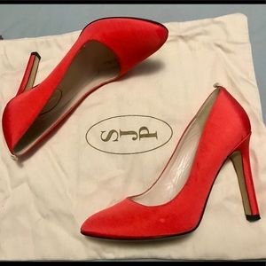 SJP Sarah Jessica Parker Red Lady Pump Heels